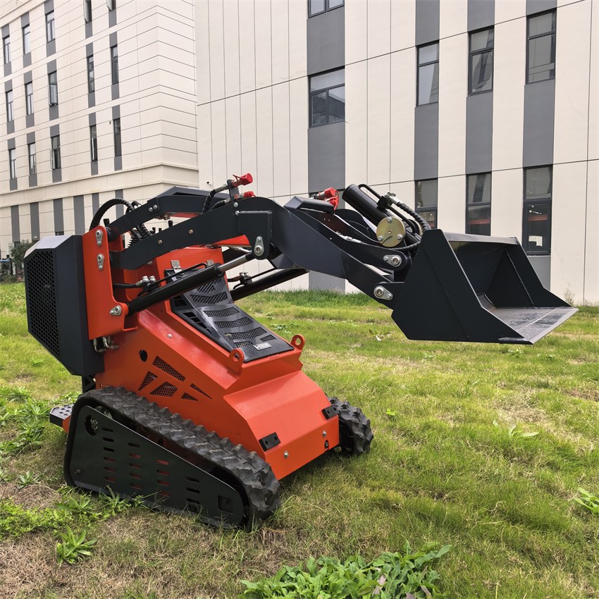 Мини-погрузчик с небольшим корпусом