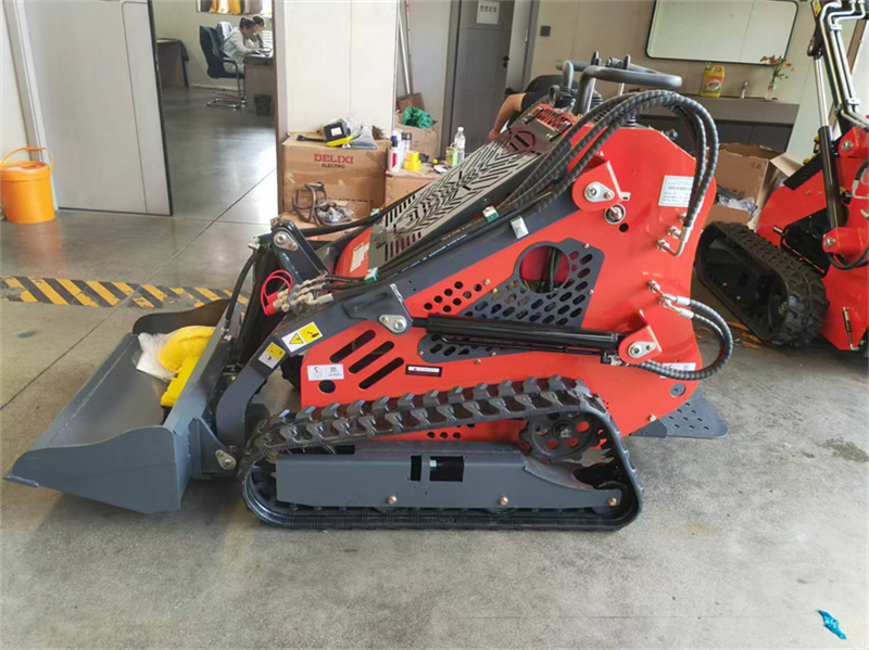 Minicarregadora e Valetadeira