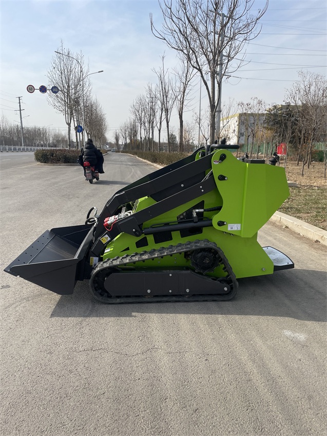 Small Skidsteer