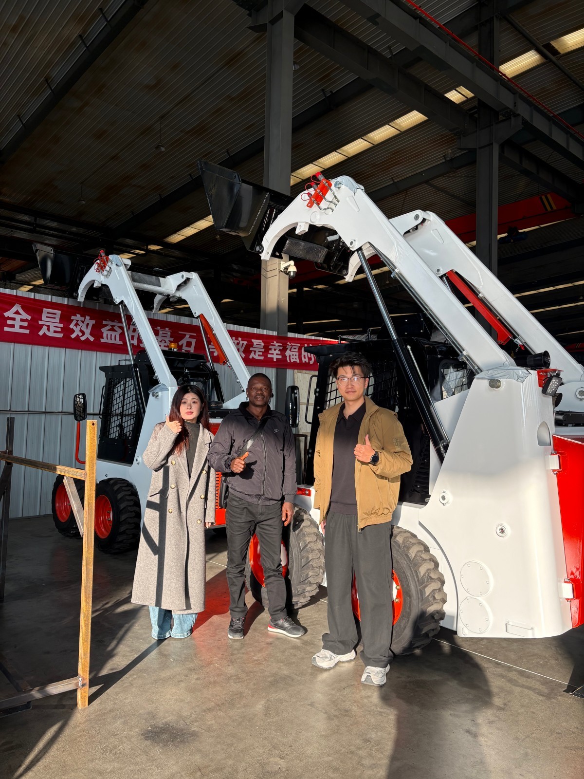 Liberian Customer Came Our Factory And Bought The Big Skid Steer Loaders Liberian Customer Came Our Factory And Bought The Big Skid Steer Loaders