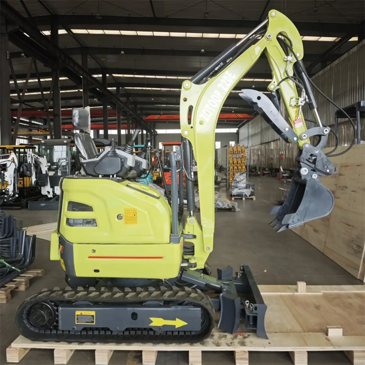 Z20ミニショベルが本日グアテマラへ出荷 Z20ミニショベルが本日グアテマラへ出荷