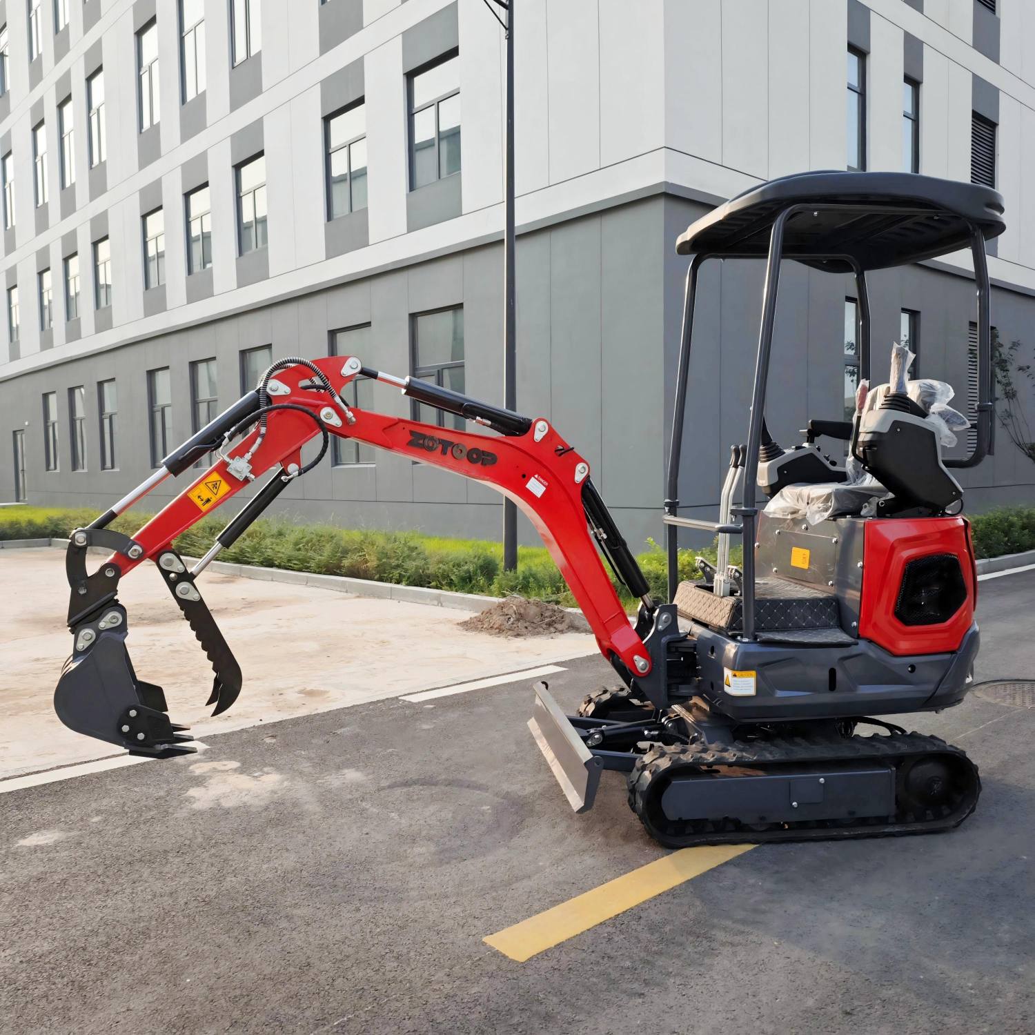 ミニショベルリーチ